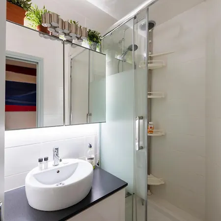 Apartment Montmartre-appartement Climatise -3min Sacre-coeur